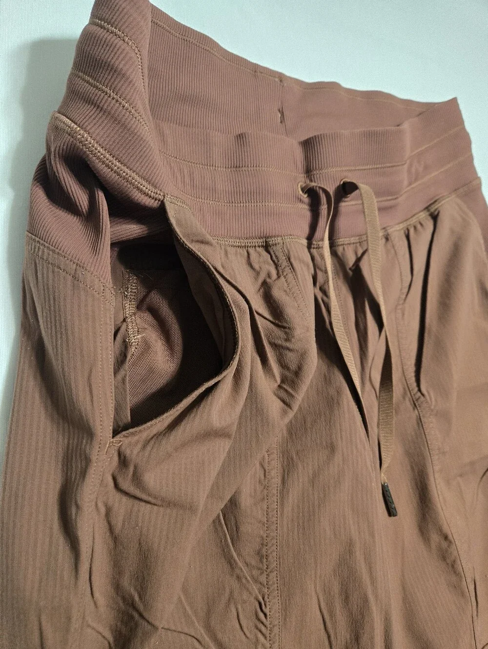 Lululemon Women's Dance Studio Mid-Rise Jogger Roasted Brown Swift sz 6